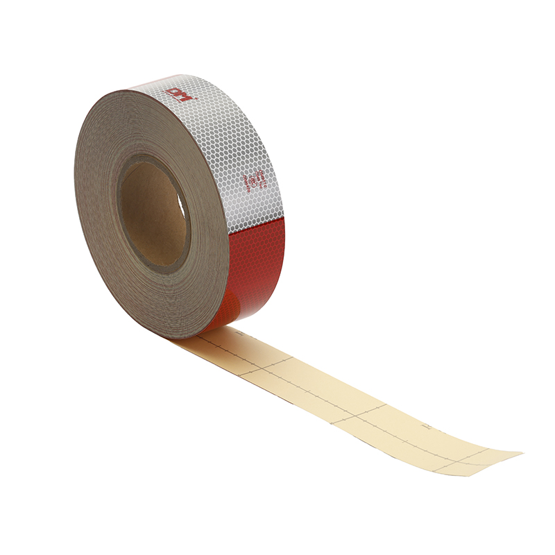 DM9510国标二级车身反光标识