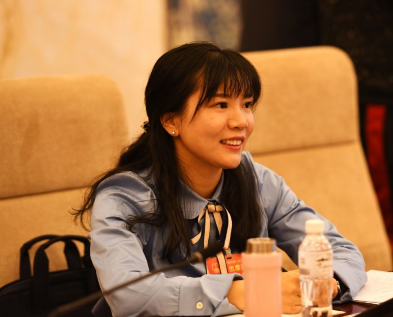 黄美媚：为国家兴旺自满，，，，，， 为“永康制造”点赞