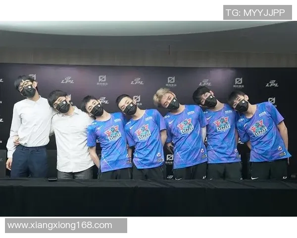 深入分析LNG战队边路渗透打法的电竞比分解读与战术解析 深入分析LNG战队边路渗透打法的电竞比分解读与战术解析